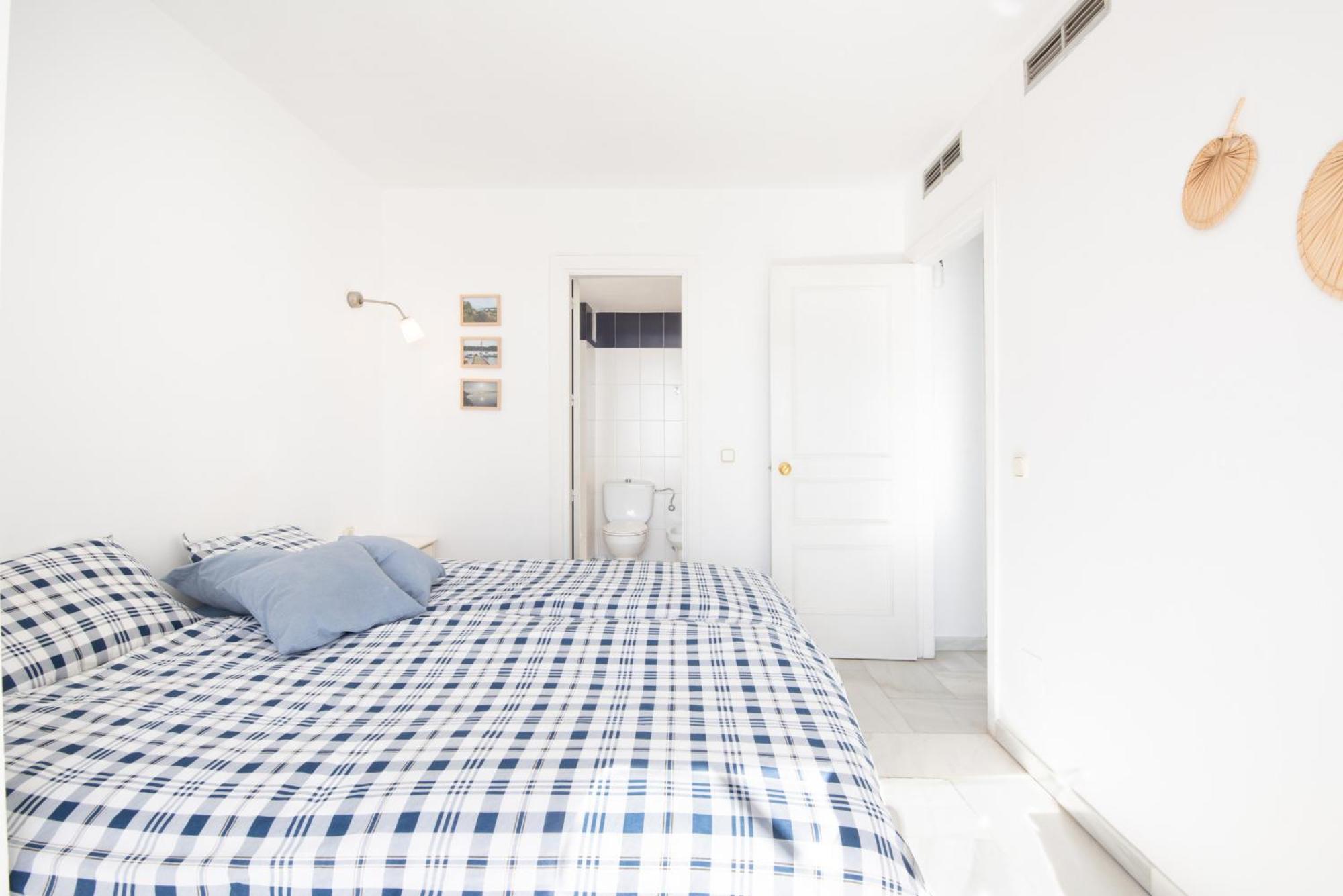 Puerto Deportivo - 2 Bedroom In Puerto Marina Benalmádena