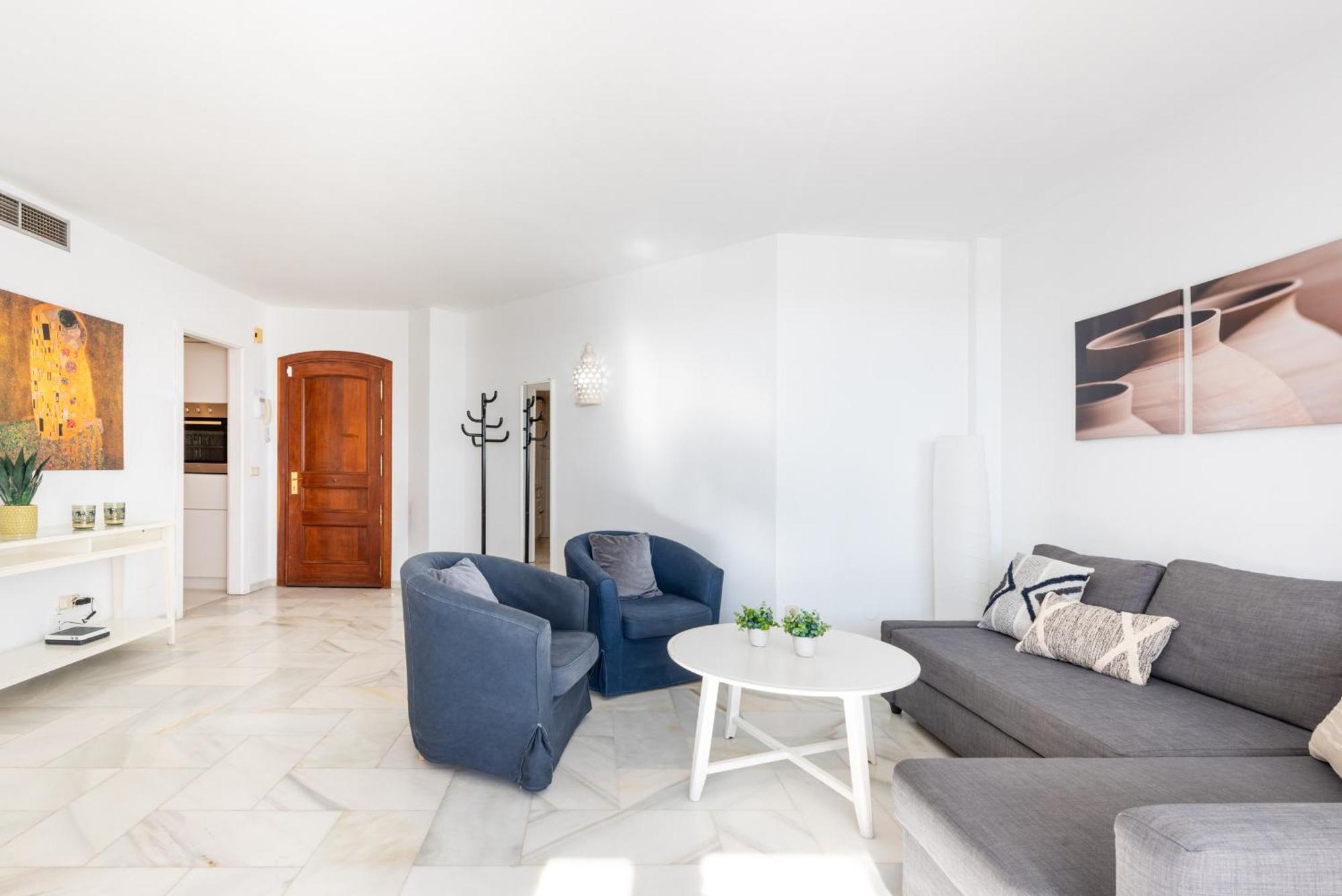 Apartment Puerto Deportivo - 2 Bedroom In Puerto Marina Benalmadena