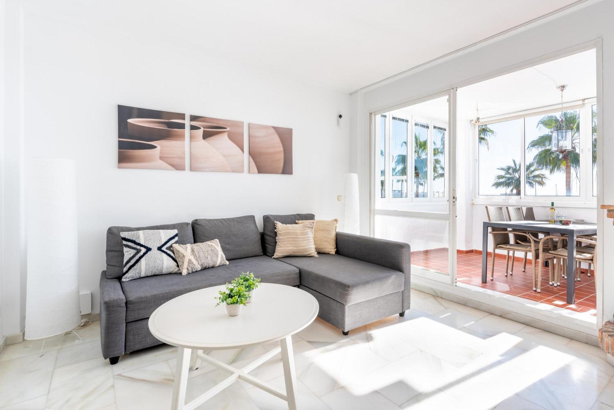 Puerto Deportivo - 2 Bedroom In Puerto Marina *